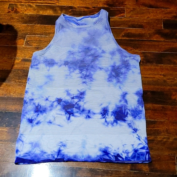 Lululemon sz8 tank top,like new, NSH - Picture 1 of 4